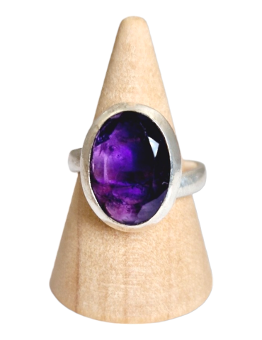 Faceted Amethyst ring set silver 925