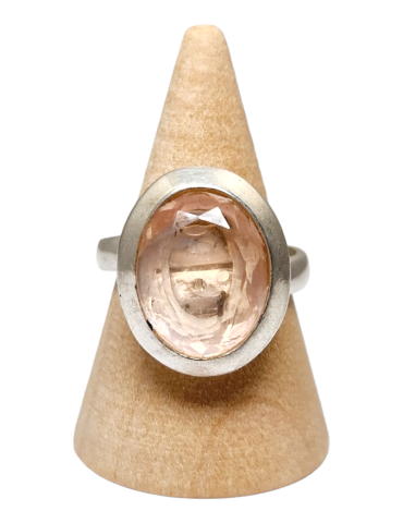 Anel de quartzo rosa faceado conjunto de prata 925