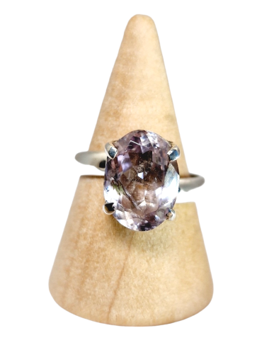 Faceted pink Kunzite ring set in 925 silver