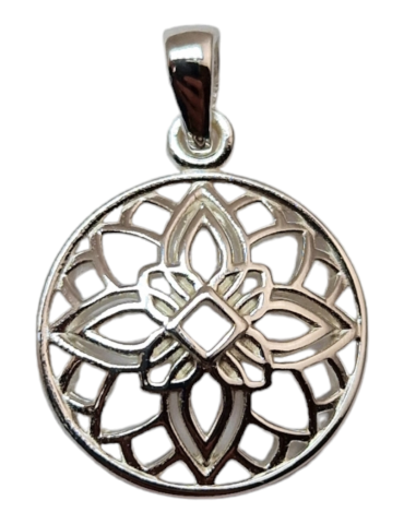 Carved flower pendant 3 silver 925