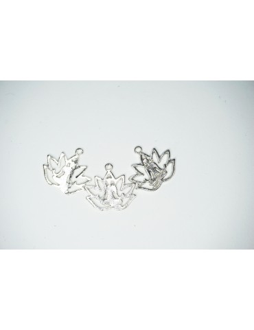 Fleur de lotus en métal