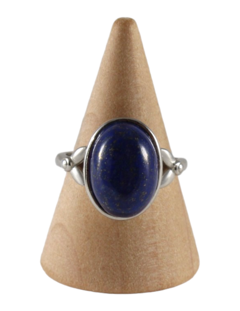 18 Lapis Lazuli Ring