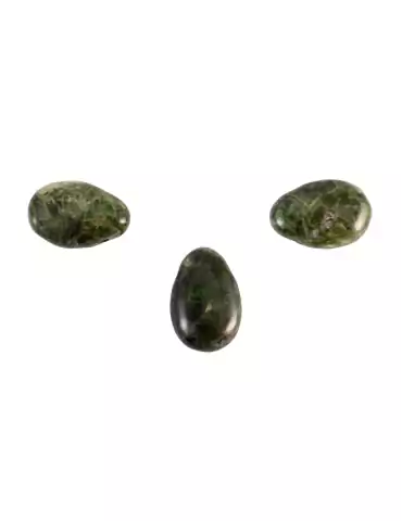 Pierced Diopside pendants set x3 A