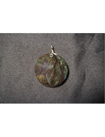 Obsidian yin yang pendant manta huichol A