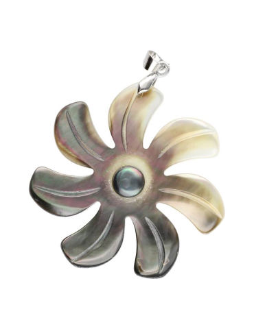 Pendentif fleur nacre 4cm