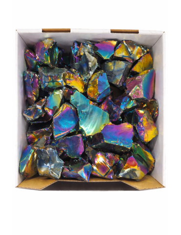 Expositor de obsidiana con piedras en bruto.