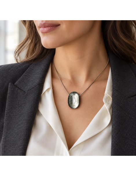 Durchbohrter Anhänger aus silbernem AA Obsidian