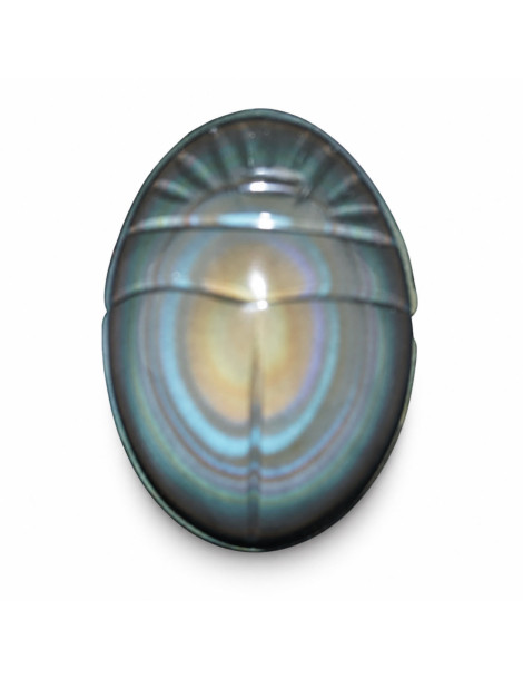 Scarabée en obsidienne œil céleste du Mexique, sculpture de 6 cm sur fond blanc