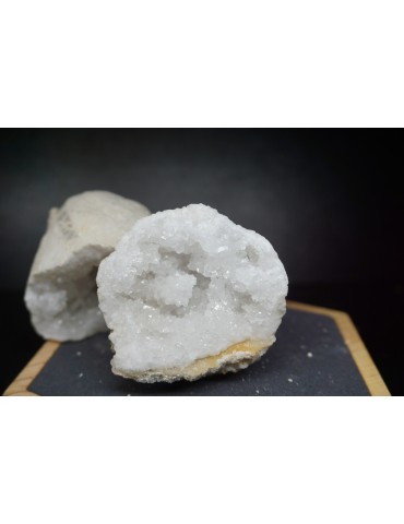 Kwartsgeode ongeveer 8 cm