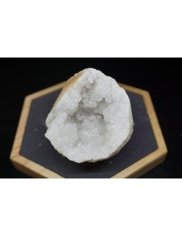 Geode di Quarzo circa 8cm