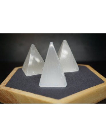 Piramide di Selenite 4 cm