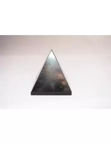 Pyramide en Tourmaline Noire